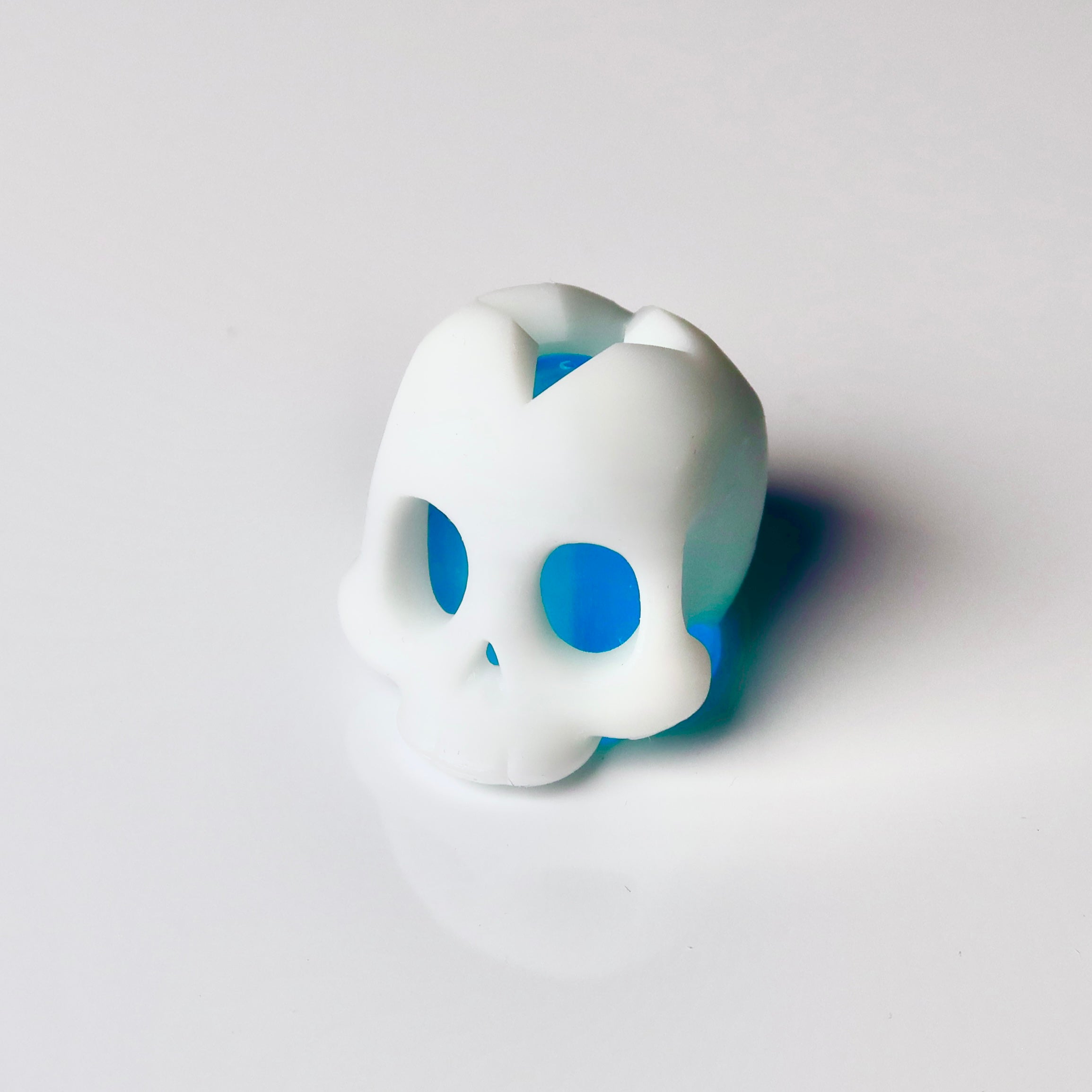 Skully (Color) | Ice