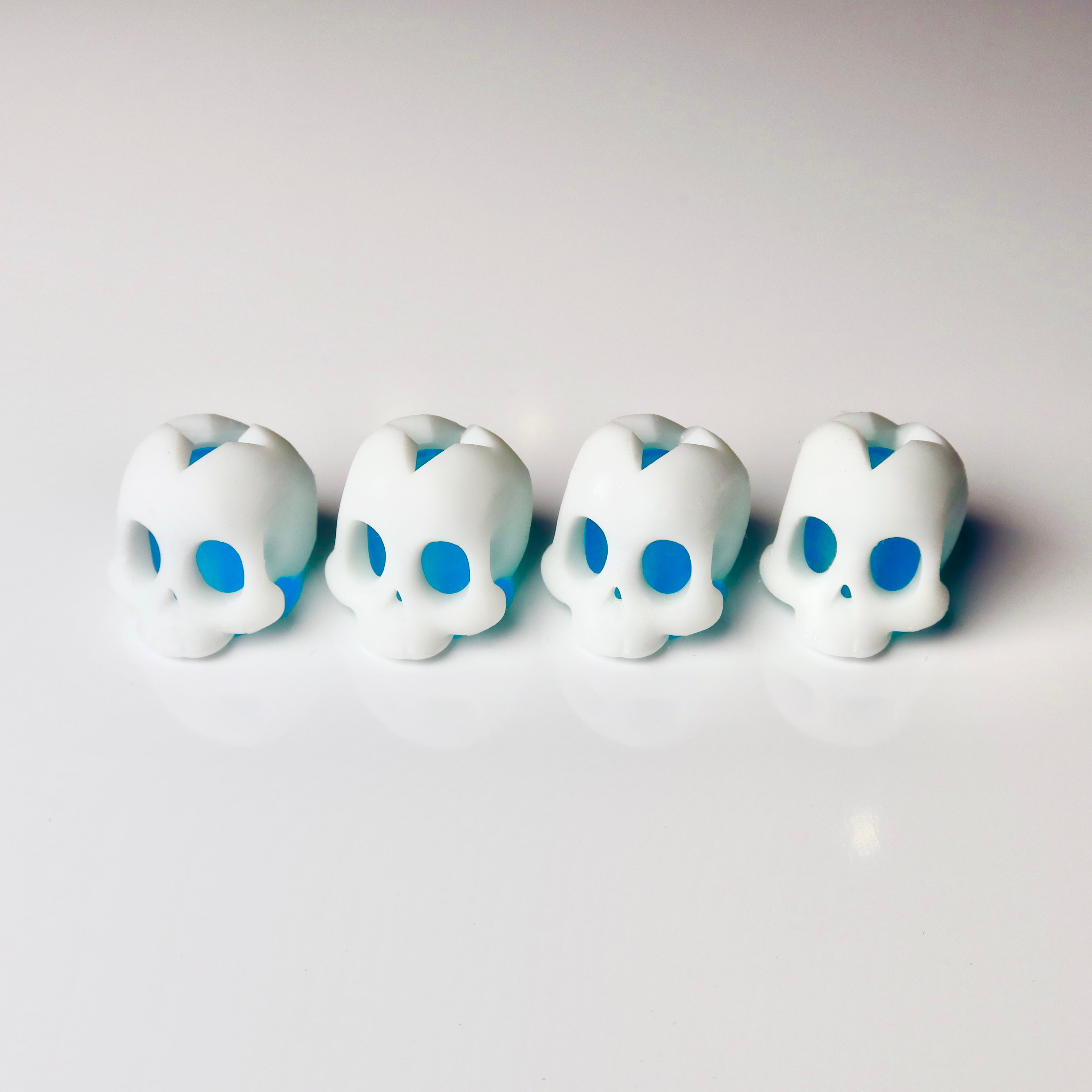 Skully (Color) | Ice